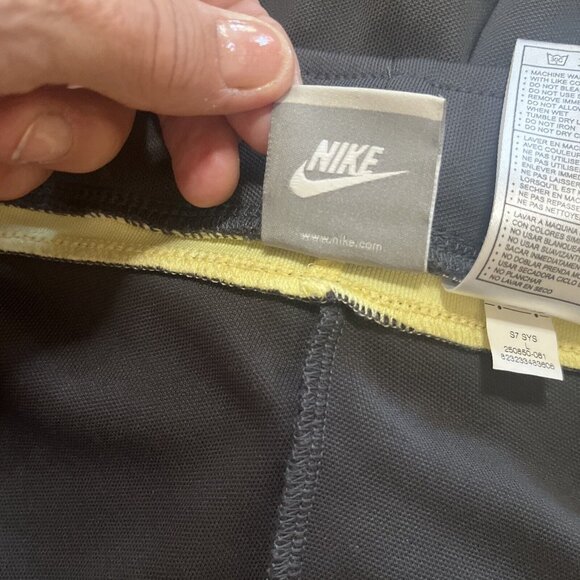 Nike Women’s Sz L Track Sweat Pants Gray W/ Yellow & White Stripes Straight Leg - Picture 11 of 11
